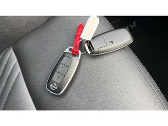 Nissan Juke 1.0 DiG-T Tekna 5dr DCT Petrol Hatchback