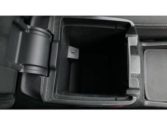 Ford Focus 1.0 EcoBoost 125 Titanium 5dr Auto Petrol Hatchback