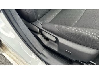 Toyota Corolla Petrol 1.8 VVT-i Hybrid Commercial Auto