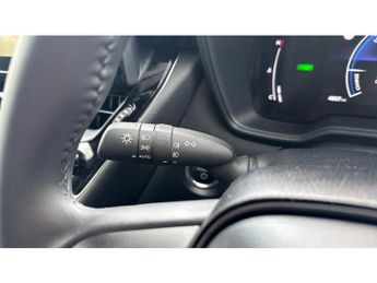 Toyota Corolla Petrol 1.8 VVT-i Hybrid Commercial Auto