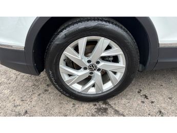 Volkswagen Tiguan 1.5 TSI 150 Life 5dr DSG Petrol Estate