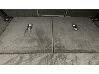 Land Rover Discovery 3.0 D350 Dynamic HSE 5dr Auto Diesel Station Wagon