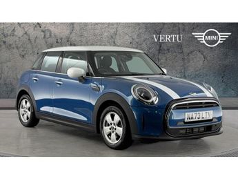 MINI Hatch 1.5 Cooper Classic Premium 5dr Petrol Hatchback