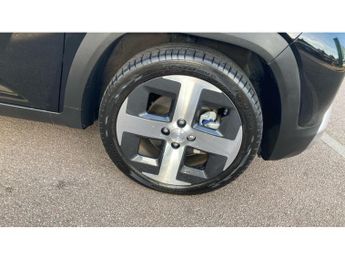 Hyundai INSTER 85kW 02 49kWh 5dr Auto Electric Hatchback