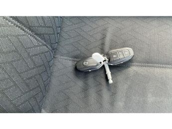 Vauxhall Corsa 100kW Elite Nav 50kWh 5dr Auto [7.4kWCh] Electric Hatchback