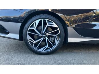 Hyundai IONIQ 6 239kW Ultimate 77kWh 4dr AWD Auto Electric Saloon