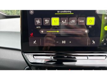 Volkswagen ID.3 150kW Life Pro Performance 58kWh 5dr Auto Electric Hatchback