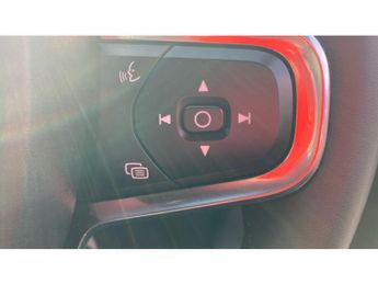 Volvo XC40 2.0 B3P Plus Dark 5dr Auto Petrol Estate