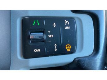 Land Rover Defender 3.0 D300 HSE 110 5dr Auto Diesel Estate