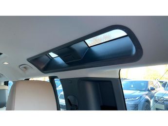 Land Rover Defender 3.0 D300 HSE 110 5dr Auto Diesel Estate