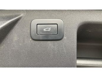 Land Rover Discovery Sport 2.0 D200 R-Dynamic HSE 5dr Auto Diesel Station Wagon