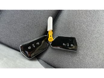 Volkswagen ID.3 150kW Tour Pro S 77kWh 5dr Auto Electric Hatchback