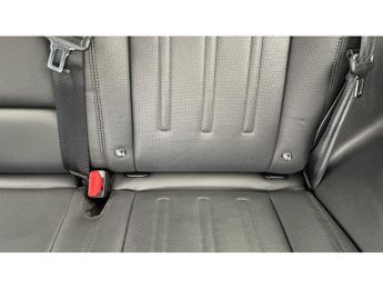 Land Rover Defender 2.0 P300 SE 90 3dr Auto Petrol Estate