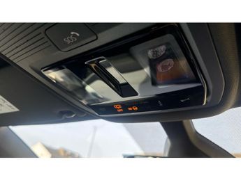 Volkswagen ID.3 150kW Family Pro Performance 58kWh 5dr Auto Electric Hatchback