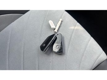 Volkswagen ID.3 150kW Family Pro Performance 58kWh 5dr Auto Electric Hatchback