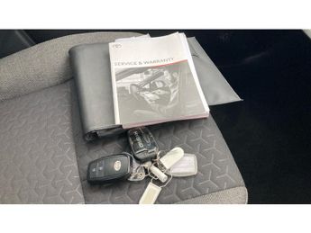 Toyota Yaris Cross 1.5 Hybrid Icon 5dr CVT Hybrid Estate