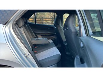 CUPRA Born 170kW e-Boost V3 59kWh 5dr Auto Electric Hatchback