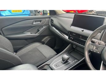 Nissan Qashqai 1.3 DiG-T MH 158 N-Connecta 5dr Xtronic Petrol Hatchback