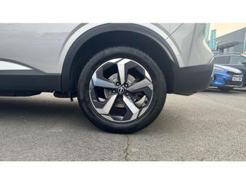 Nissan Qashqai 1.3 DiG-T MH 158 N-Connecta 5dr Xtronic Petrol Hatchback