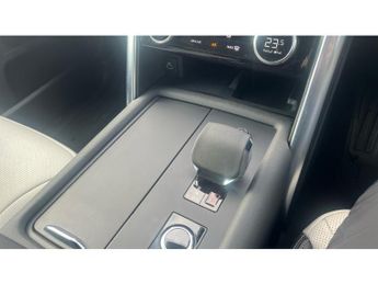 Land Rover Discovery 3.0 D300 R-Dynamic HSE 5dr Auto Diesel Station Wagon