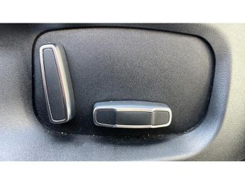 Jaguar F-Pace 2.0d [180] Chequered Flag 5dr Auto AWD Diesel Estate