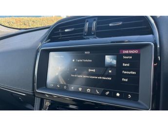 Jaguar F-Pace 2.0d [180] Chequered Flag 5dr Auto AWD Diesel Estate