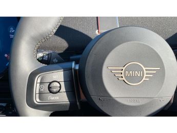 MINI Aceman 135kW E Classic 43kWh 5dr Auto Electric Hatchback