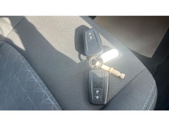 Toyota C-HR 1.8 Hybrid Design 5dr CVT Hybrid Hatchback