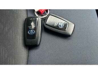 Toyota C-HR 1.8 Hybrid Dynamic 5dr CVT [Leather] Hybrid Hatchback