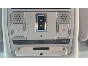 Land Rover Discovery Sport 1.5 P300e R-Dynamic SE 5dr Auto [5 Seat] Station Wagon