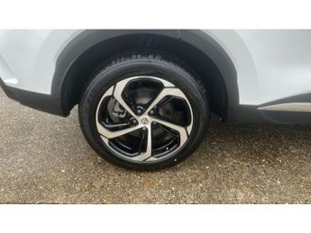 MG HS 1.5 T-GDI Trophy 5dr DCT Petrol Hatchback