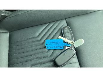 Nissan Juke 1.6 Hybrid Tekna 5dr Auto Hybrid Hatchback