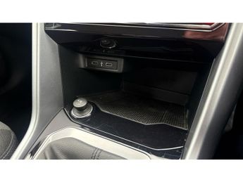 Volkswagen T-Roc 1.5 TSI Life 5dr DSG Petrol Hatchback