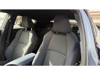 Toyota C-HR 1.8 Hybrid Dynamic 5dr CVT Hybrid Hatchback