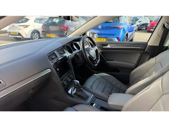 Volkswagen Golf 99kW e-Golf 35kWh 5dr Auto Electric Hatchback
