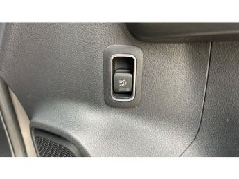 Mercedes-Benz GLA 200 AMG Line 5dr Auto Petrol Hatchback