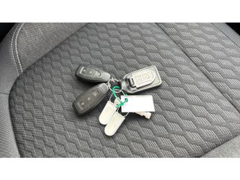 Ford Puma 1.0 EcoBoost Hybrid mHEV Titanium 5dr DCT Petrol Hatchback