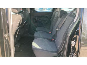 Vauxhall Combo Life 100kW Design XL 52kWh 5dr Auto [7 Seat] Electric Estate