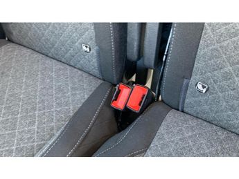 Vauxhall Combo Life 100kW Design XL 52kWh 5dr Auto [7 Seat] Electric Estate