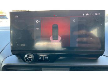 Vauxhall Combo Life 100kW Design XL 52kWh 5dr Auto [7 Seat] Electric Estate