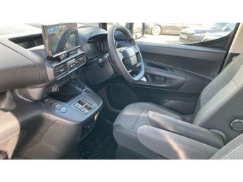 Vauxhall Combo Life 100kW Design XL 52kWh 5dr Auto [7 Seat] Electric Estate