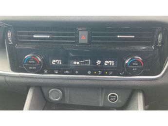 Nissan Qashqai 1.3 DiG-T MH 158 Acenta Premium 5dr Xtronic Petrol Hatchback