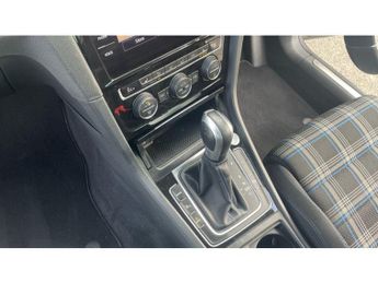 Volkswagen Golf 1.4 TSI GTE Advance 5dr DSG Hatchback