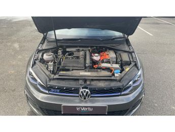 Volkswagen Golf 1.4 TSI GTE Advance 5dr DSG Hatchback