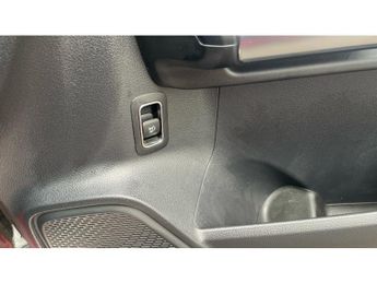 Mercedes-Benz GLA 200 AMG Line 5dr Auto Petrol Hatchback