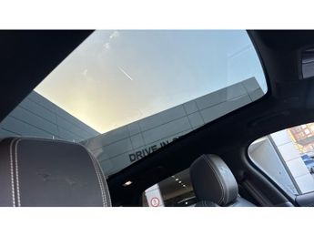 Jaguar F-Pace 2.0 D200 R-Dynamic SE Black 5dr Auto AWD Diesel Estate