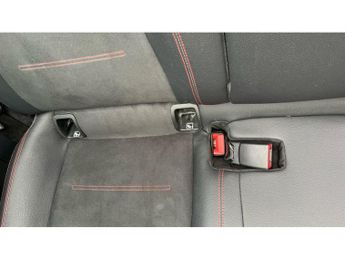 Mercedes-Benz GLA 200d AMG Line Premium Plus 5dr Auto Diesel Hatchback