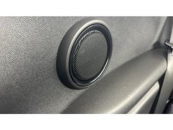 MINI Hatchback 1.5 Cooper Classic 3dr Auto Petrol Hatchback