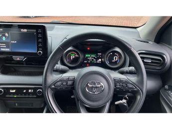 Toyota Yaris 1.5 Hybrid Design 5dr CVT Hybrid Hatchback