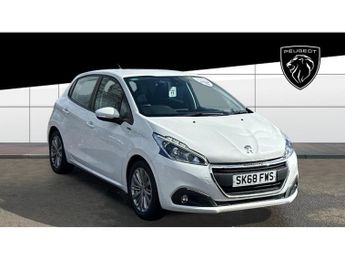 Peugeot 208 1.2 PureTech 82 Signature 5dr [Start Stop] Petrol Hatchback